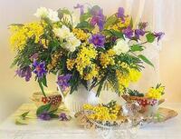 Без бренда «Букет из мимозы и колокольчиков в вазе» во Владивостоке в интернет-магазине  во Владивостоке Без бренда «Букет из мимозы и колокольчиков в вазе» во Владивостоке